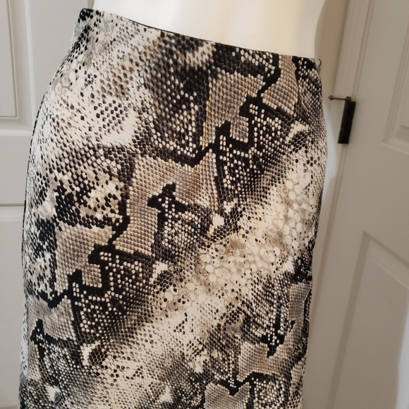 NWT $79 Sanctuary Queensnake Everyday Midi Skirt Size Small - Picture 2 of 8